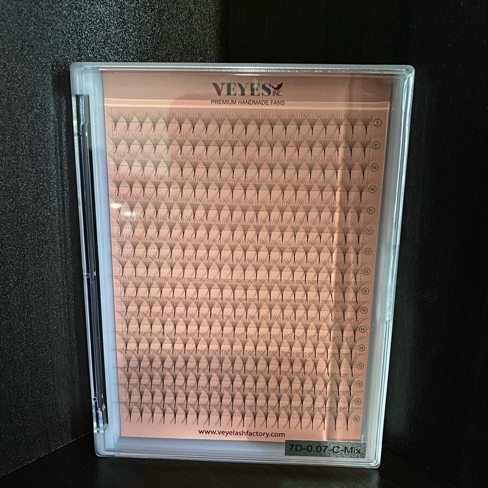 Veyes Premium Handmade Fans